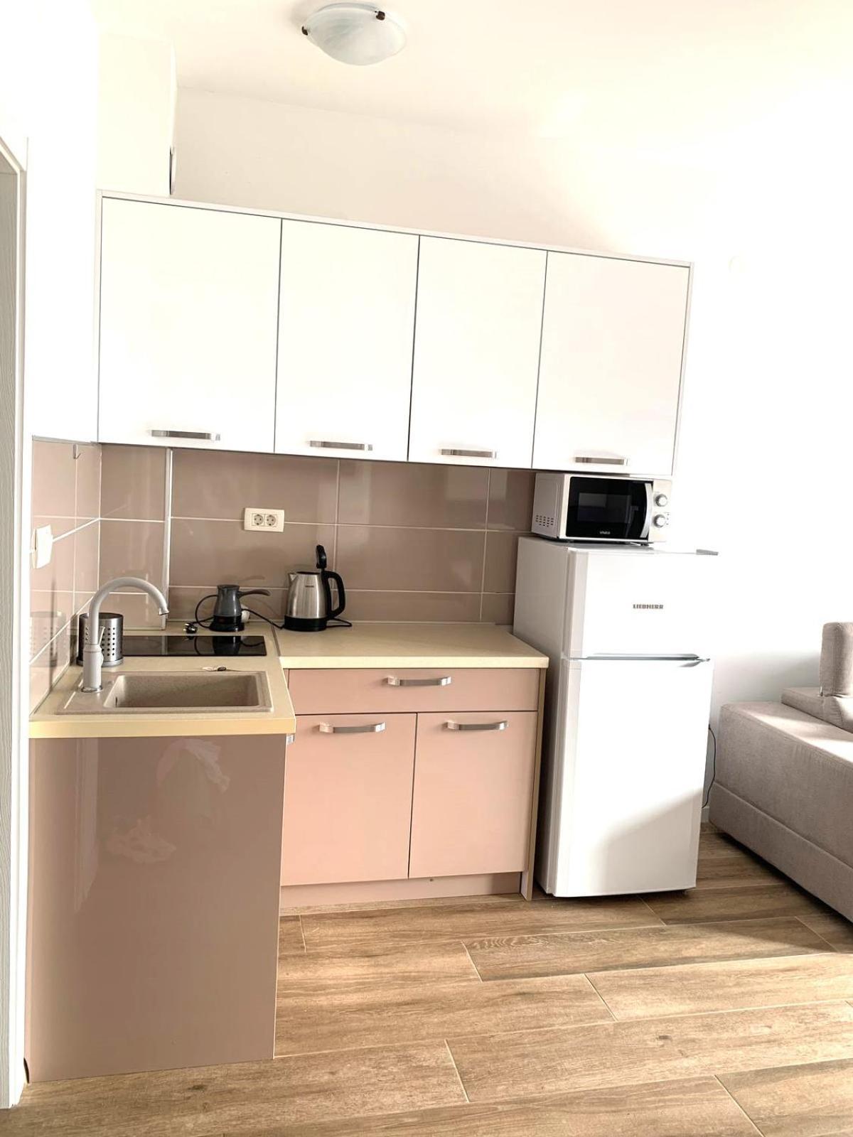 Apartments Gc 3 Rafailovici Ngoại thất bức ảnh